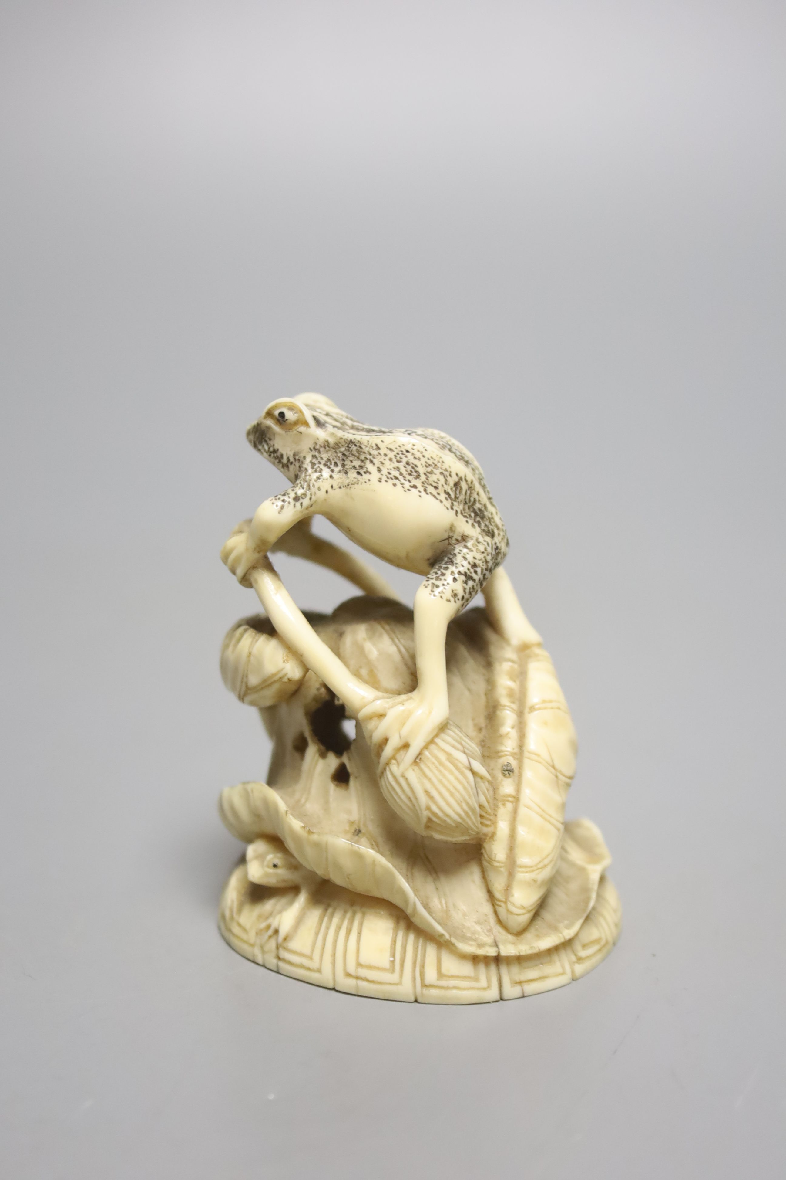 An early 20th century carved ivory 'frog' seal, height 6cm